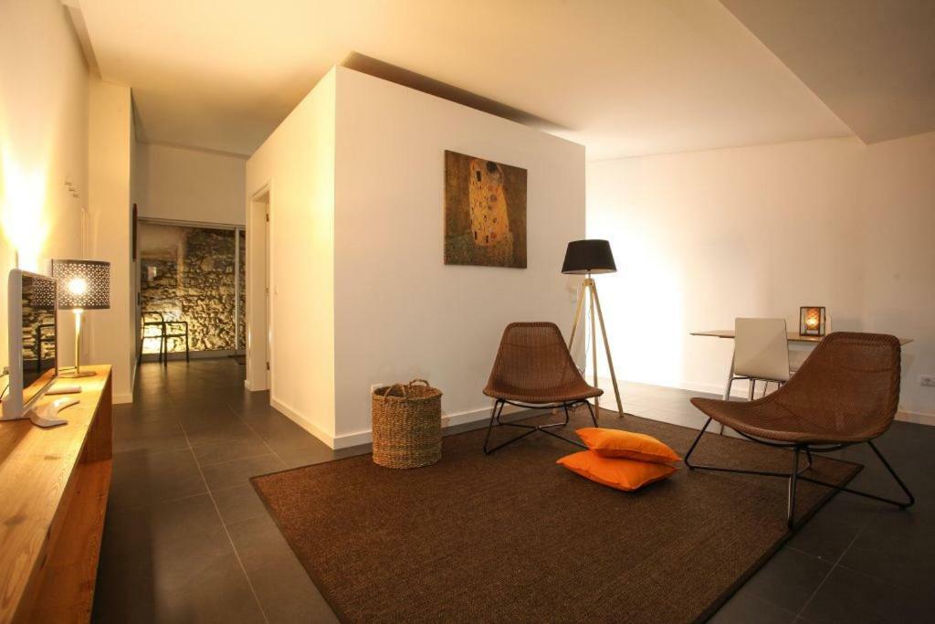Place Of Moments Urban-Suites 蓬塔德尔加达 外观 照片